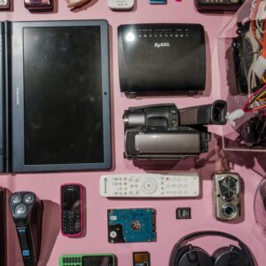 Electronics & Phones